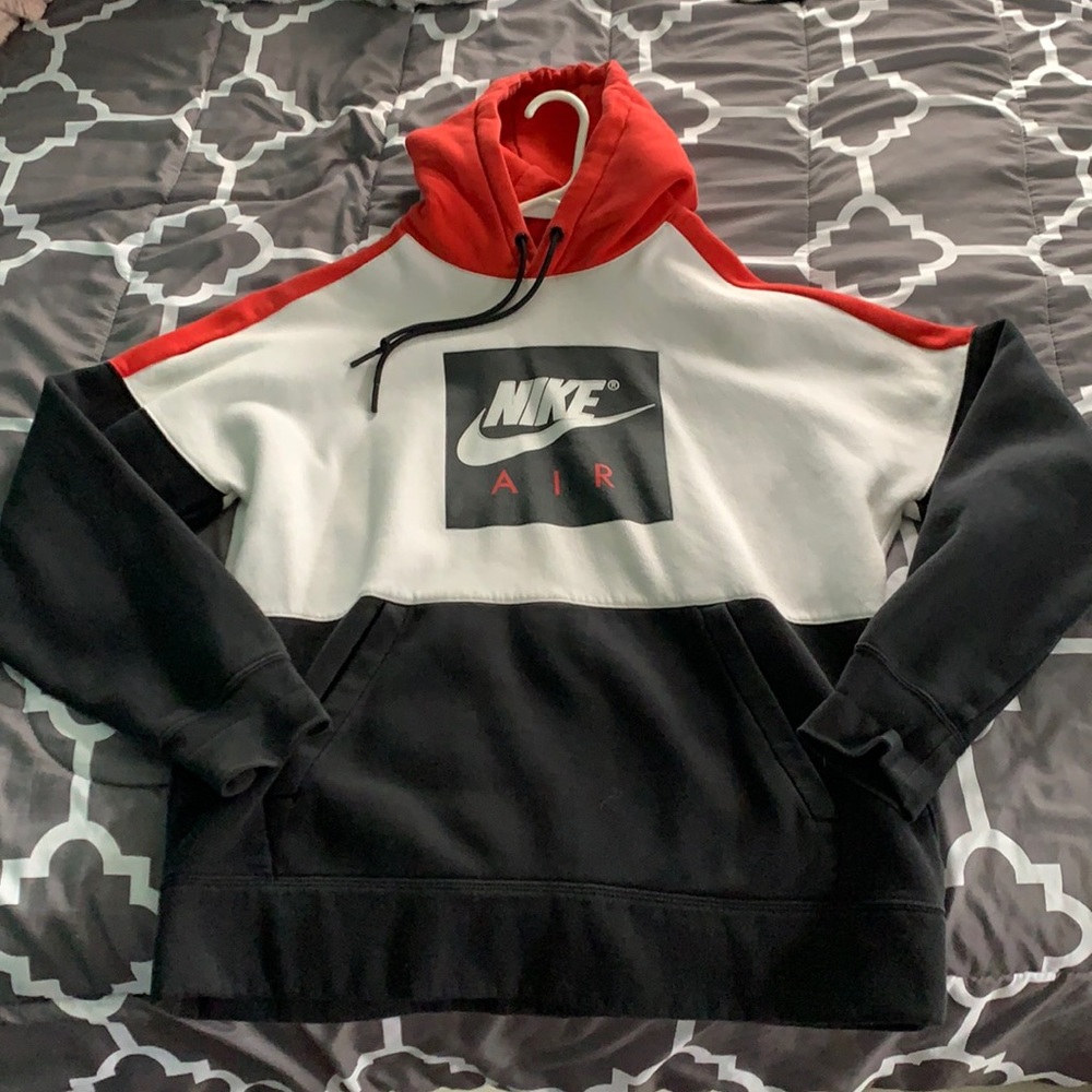 Men’s Nike hoodie